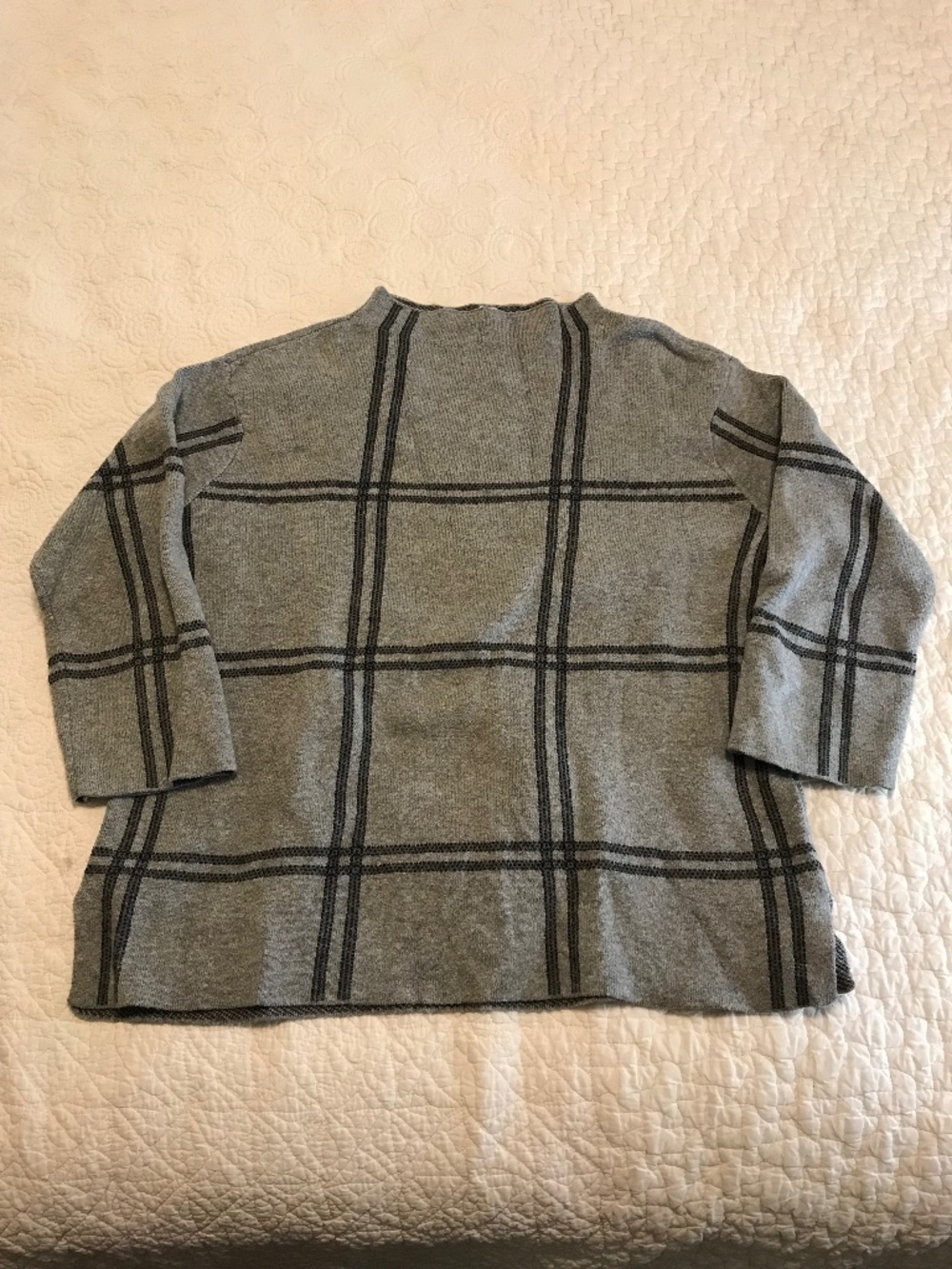 J. Jill heather gray 3/4 sleeve sweater with black windowpane design (XS)